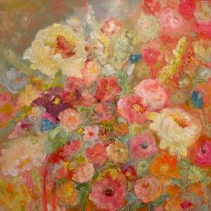 Et fargerikt akrylmaleri i varme, lyse toner, en blomstereng i oransje, gule, og rosa farger med noe innslag av blått, blomster som dekker hele lerretet, der man får en følelse av å stå midt i en blomstereng og være i ett med blomstene.